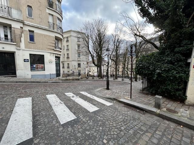 Paris Sacre Coeur Montmartre Et Tour Eiffel, 8 People, 아파트 외부 사진