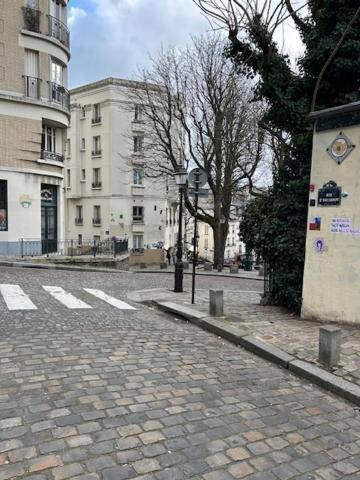 Paris Sacre Coeur Montmartre Et Tour Eiffel, 8 People, 아파트 외부 사진