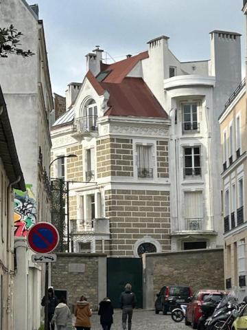 Paris Sacre Coeur Montmartre Et Tour Eiffel, 8 People, 아파트 외부 사진